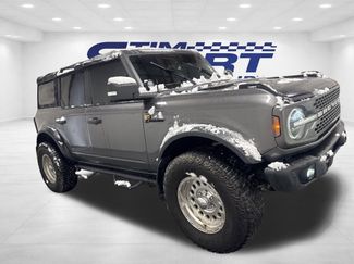 Used 2022 Ford Bronco Badlands w/ Sasquatch Package video 3