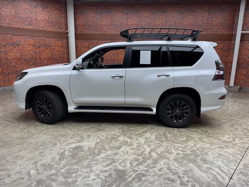 Used 2021 Lexus GX 460 Premium image 2