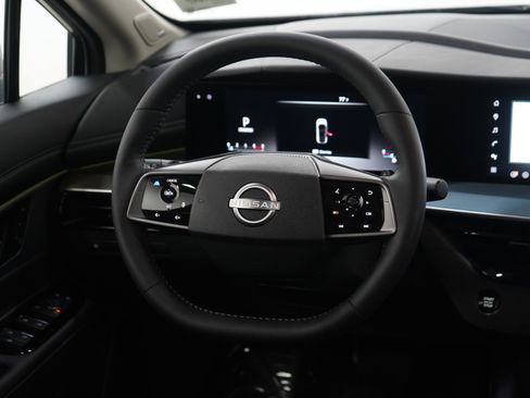 Used 2025 Nissan Murano SL AWD/4WD image 14