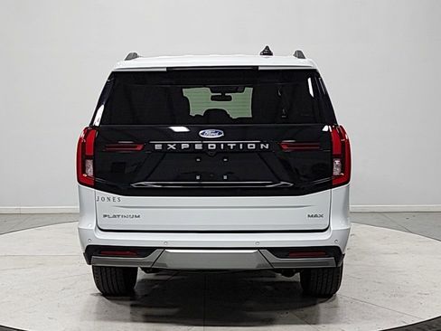 Used 2025 Ford Expedition Max Platinum image 6