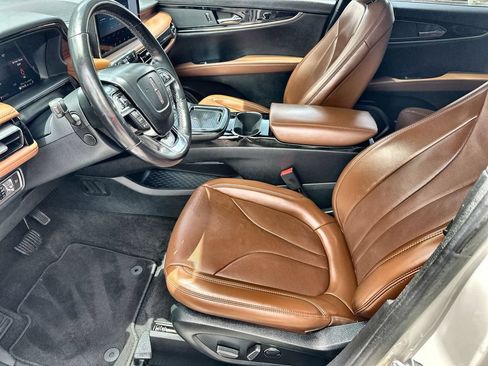 Used 2022 Lincoln Nautilus Reserve FWD image 9