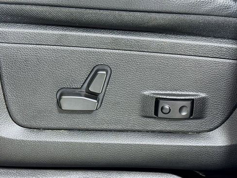 Used 2022 RAM 3500 Laramie w/ Night Edition image 19