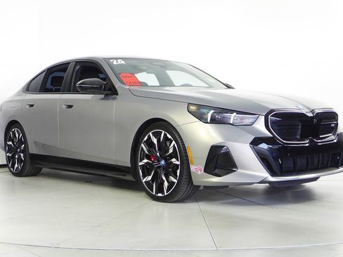 Used 2024 BMW i5 M60 w/ Executive Package AWD/4WD image 4