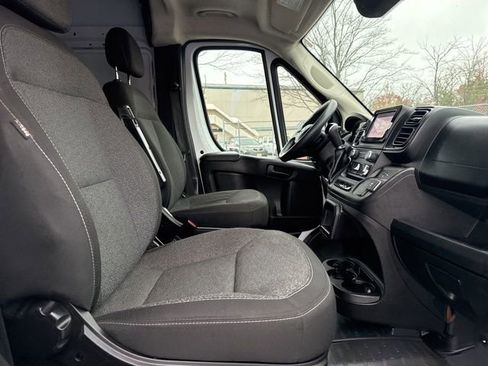 Used 2023 RAM ProMaster 2500 image 21