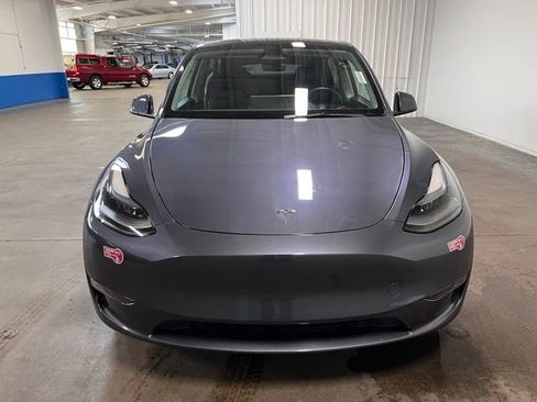 Used 2023 Tesla Model Y Long Range AWD/4WD image 8