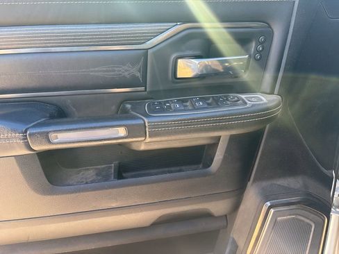 Used 2020 RAM 3500 Limited image 8