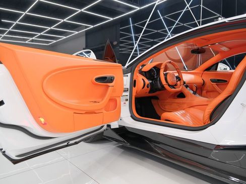 Used 2022 Bugatti Chiron Pur Sport image 62