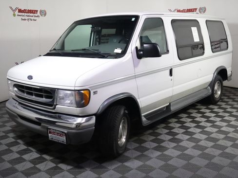 Used 2000 Ford E-150 and Econoline 150 RWD image 24