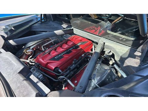 Used 2021 Chevrolet Corvette Stingray Preferred Cpe w/ 2LT RWD image 24