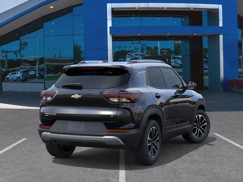 New 2026 Chevrolet TrailBlazer LT w/ LT Cold Weather Package AWD/4WD image 28