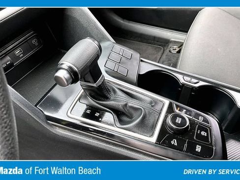 Used 2024 Kia Sportage LX FWD image 15