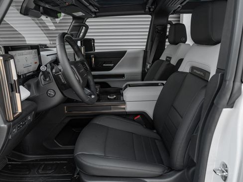 Used 2022 GMC Hummer EV Edition 1 w/ LPO, Illumination Package AWD/4WD image 31