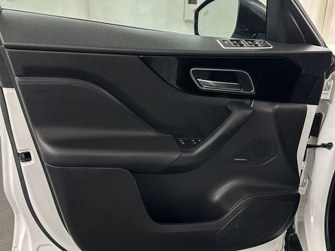 Used 2020 Jaguar F-PACE Premium AWD/4WD image 8