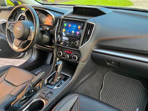 Used 2020 Subaru Crosstrek 2.0i Limited w/ Moonroof Package w/Navigation AWD/4WD image 30