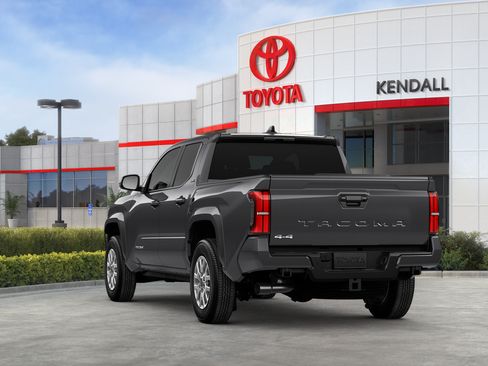 Used 2026 Toyota Tacoma SR5 AWD/4WD image 9