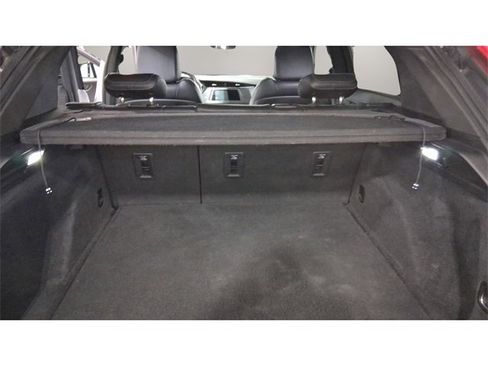 Used 2022 Cadillac XT4 Premium Luxury w/ Safety Alert Package image 21