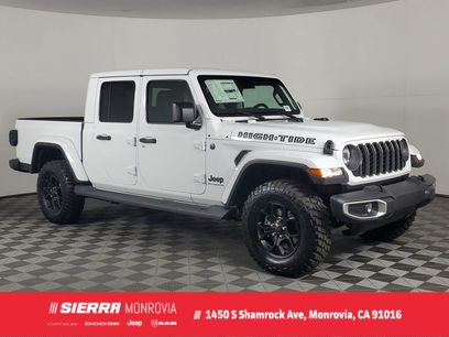 New 2025 Jeep Gladiator Sport