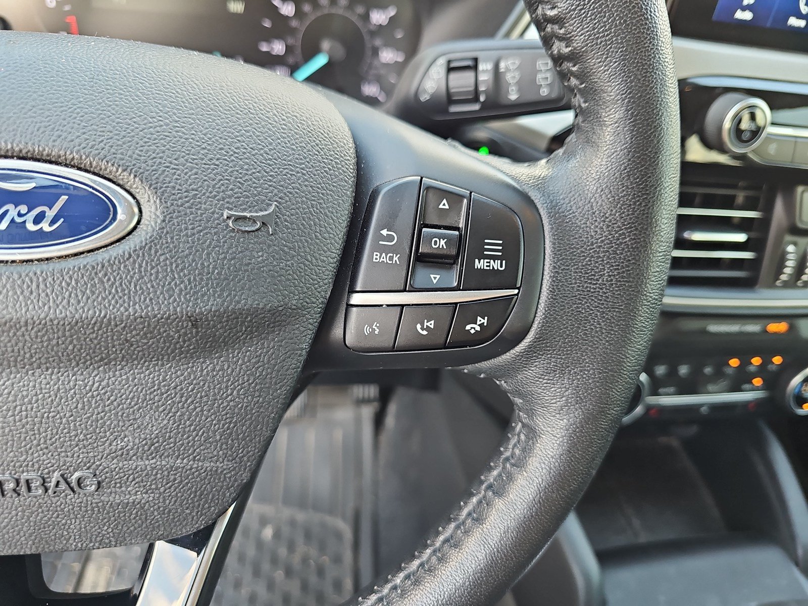 Used 2020 Ford Escape SEL FWD image 14