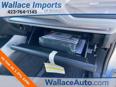 Certified 2025 Subaru Forester w/ Protection Package image 32