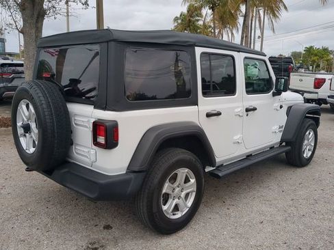 Used 2021 Jeep Wrangler Unlimited Sport image 5