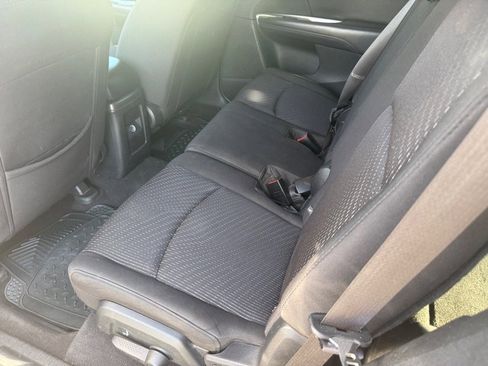 Used 2017 Dodge Journey SE FWD image 10