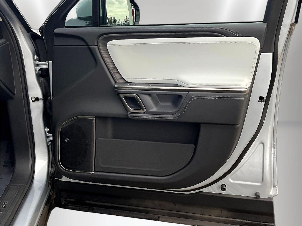 Used 2024 Rivian R1S Adventure Quad AWD/4WD image 28
