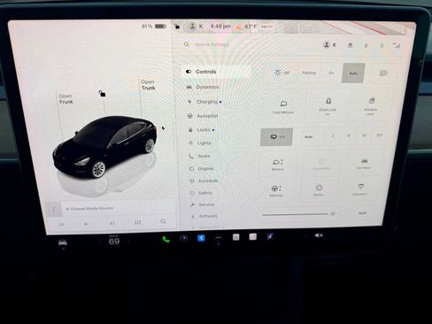 Used 2023 Tesla Model 3 Standard Range RWD image 14