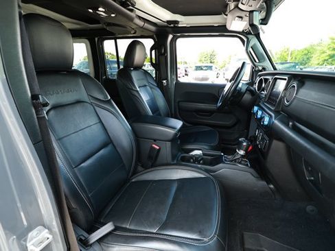 Used 2021 Jeep Wrangler Unlimited Sahara AWD/4WD image 27