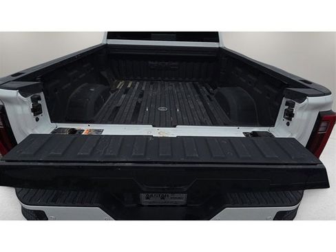 Used 2025 GMC Sierra 2500 Denali w/ Technology Package image 38