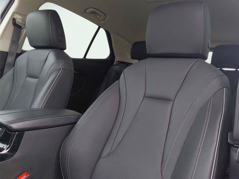 Used 2023 Buick Envision Essence FWD image 9