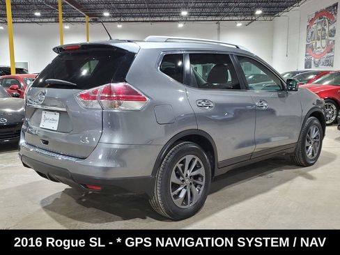 Used 2016 Nissan Rogue SL w/ SL Premium Package FWD image 10