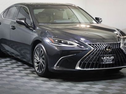 Certified 2025 Lexus ES 350 Luxury