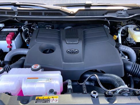 New 2026 Toyota Tundra Limited AWD/4WD image 16
