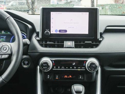 Used 2024 Toyota RAV4 AWD Hybrid image 12