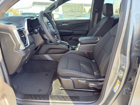 New 2026 GMC Canyon Elevation image 8