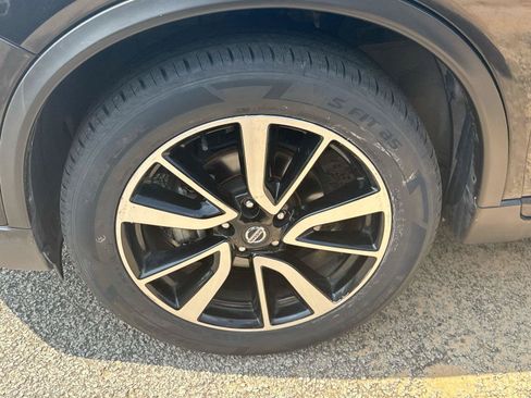Used 2020 Nissan Rogue SL AWD/4WD image 9