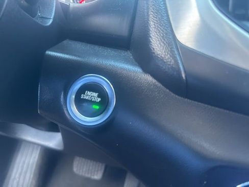 Used 2022 GMC Terrain SLE w/ Driver Convenience Package image 20