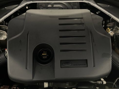 Used 2023 Land Rover Range Rover SE image 27