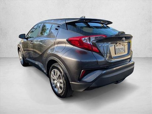 Used 2021 Toyota C-HR LE image 8
