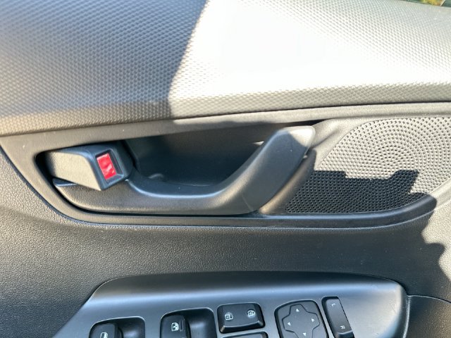 Used 2023 Hyundai Kona SEL FWD image 54