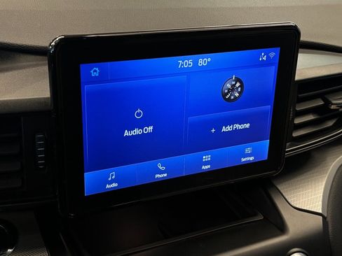 Used 2020 Ford Explorer XLT w/ Class III Trailer Tow Package image 12