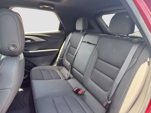 Used 2023 Chevrolet TrailBlazer RS w/ Sun and Liftgate Package AWD/4WD image 13