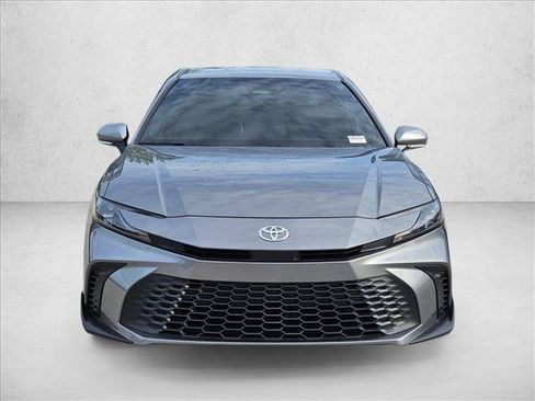 Used 2026 Toyota Camry SE FWD image 2