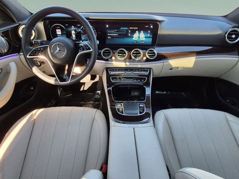 Used 2022 Mercedes-Benz E 350 Sedan image 14
