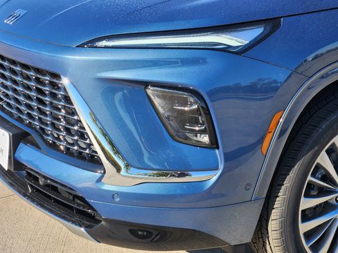 New 2026 Buick Enclave Avenir w/ Super Cruise Package image 6