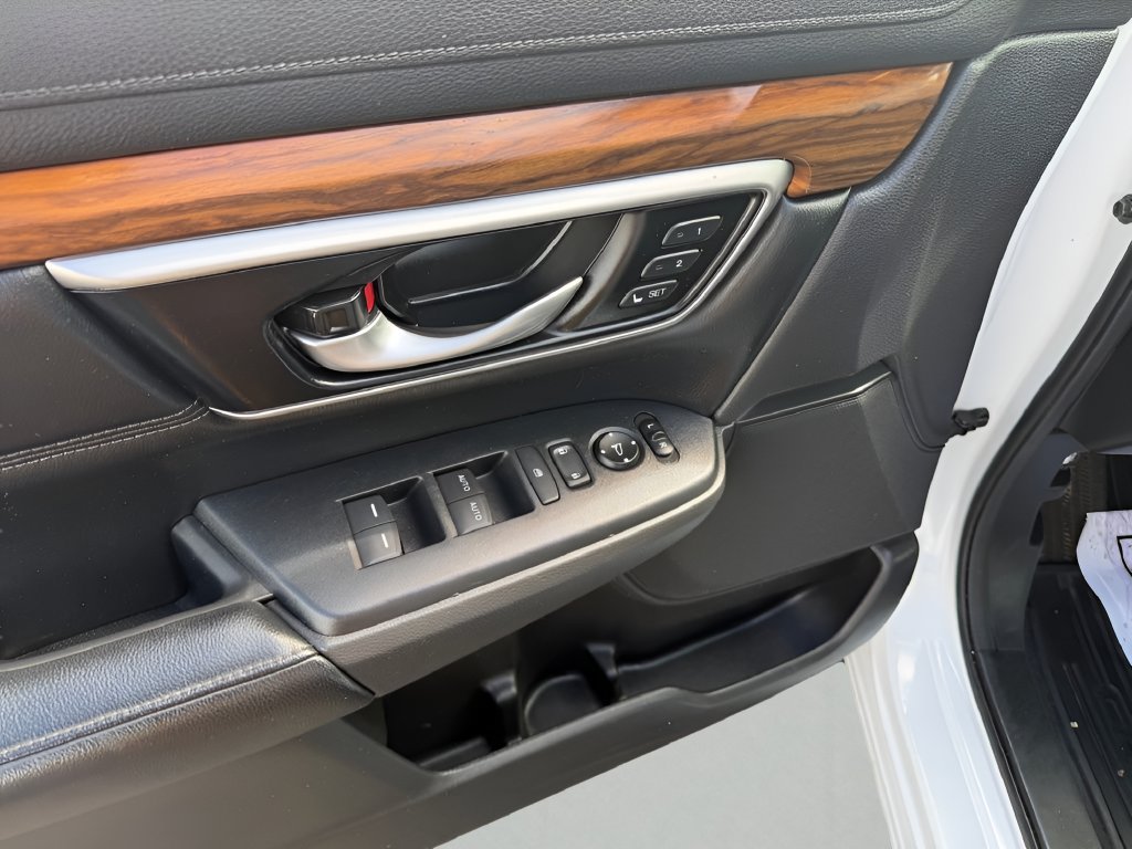 Used 2022 Honda CR-V EX-L image 16