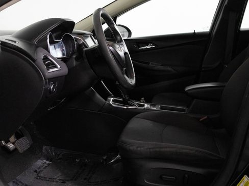 Used 2017 Chevrolet Cruze LT w/ Convenience Package image 19