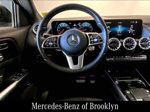 Used 2023 Mercedes-Benz GLA 250 4MATIC image 9