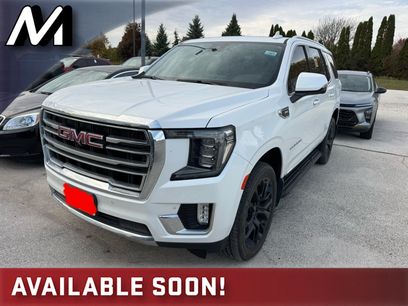 Used 2023 GMC Yukon SLT w/ SLT Luxury Package