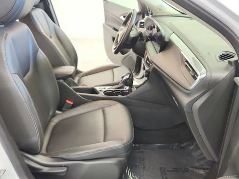 Used 2024 Buick Encore GX Sport Touring image 36